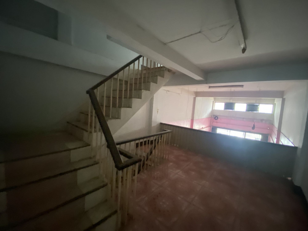 Commercial building Si Sa Ket Mueang Si Sa Ket Mueang Nuea 3150000