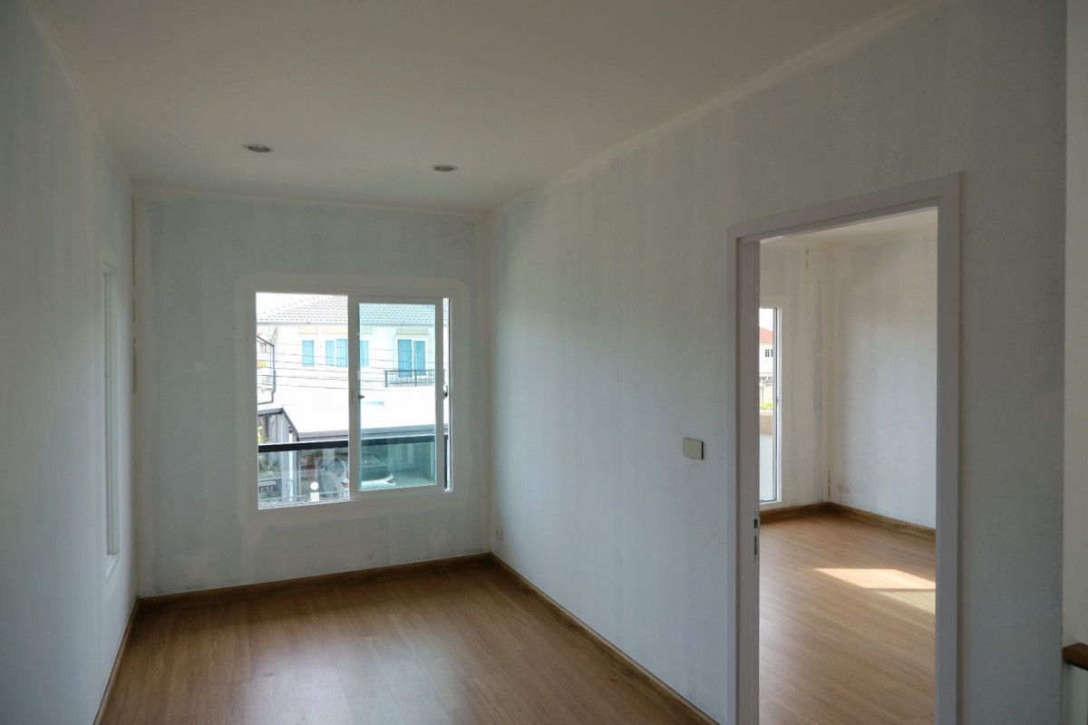 Single house Bangkok Bang Khae Bang Phai 9750000