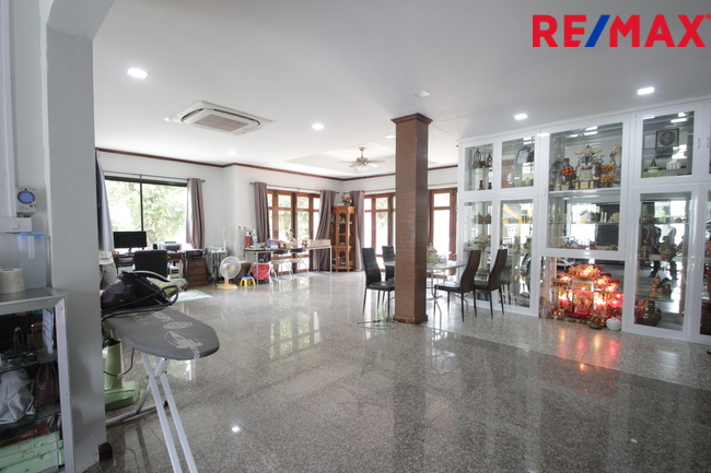 Single house Bangkok Taling Chan Bang Ramat 17800000