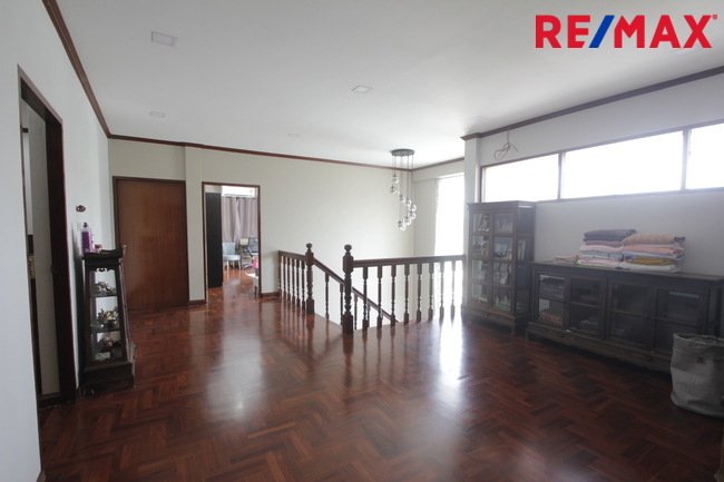 Single house Bangkok Taling Chan Bang Ramat 17800000