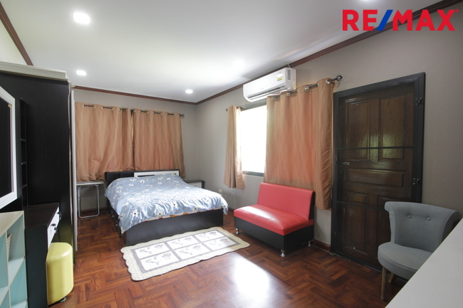 Single house Bangkok Taling Chan Bang Ramat 17800000