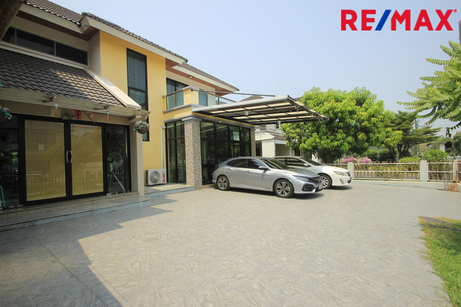 Single house Bangkok Taling Chan Bang Ramat 17800000