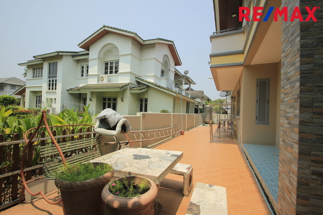Single house Bangkok Taling Chan Bang Ramat 17800000