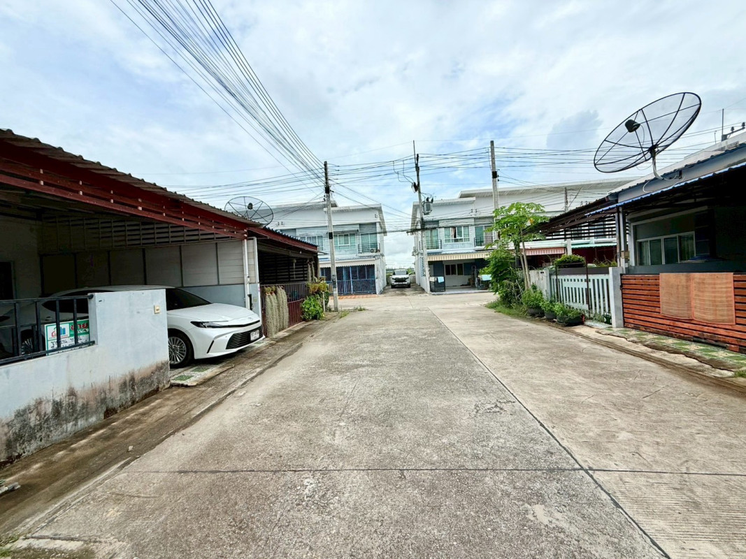 Townhouse sc village 1 Rayong Pluak Daeng Pluak Daeng 1250000