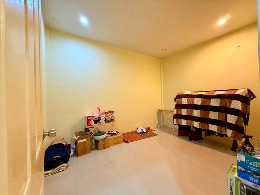 Townhouse sc village 1 Rayong Pluak Daeng Pluak Daeng 1250000