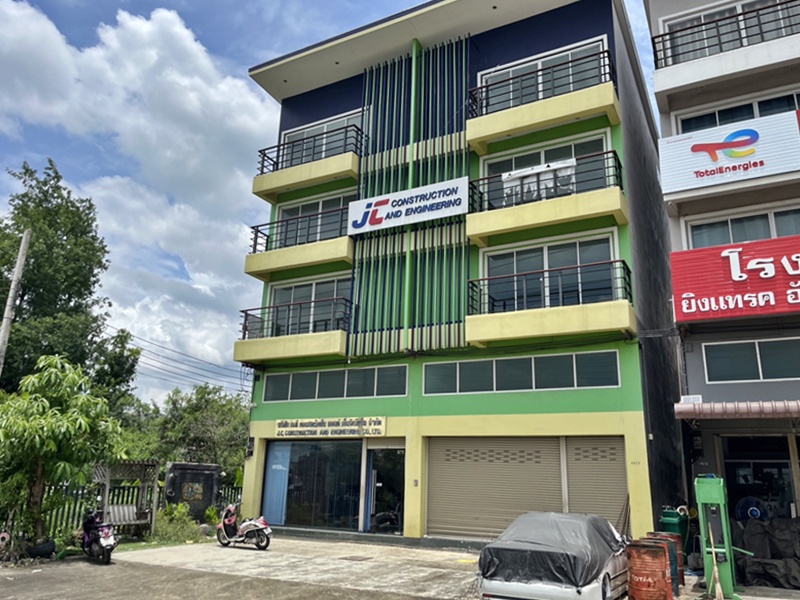 Commercial building Pathum Thani Khlong Luang Khlong Si 8415000
