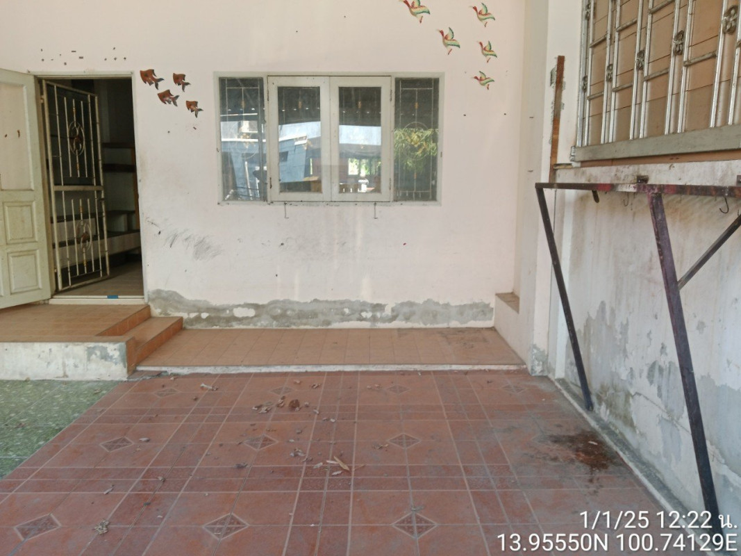Townhouse Pathum Thani Lam Luk Ka Bueng Kham Phoi 1350000