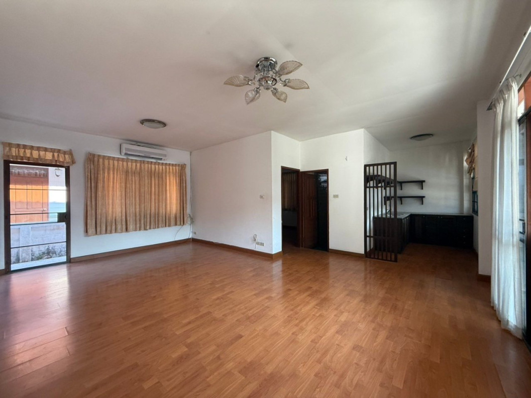 Single house Chiang Mai Hang Dong Ban Waen 2550000