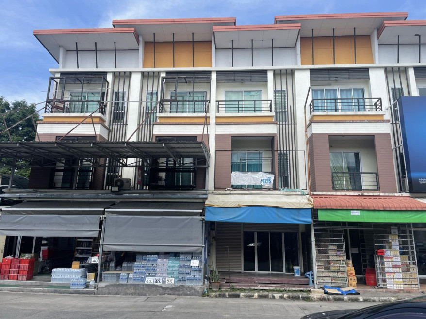 Commercial building Chiang Mai Mae Rim Rim Tai 3938000