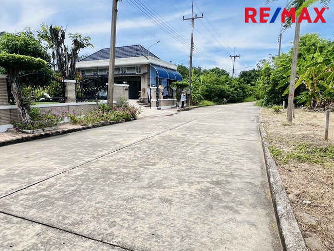 ที่ดินเปล่า กฤษดานคร 26 ซิตี้กอล์ฟฮิลล์ นครปฐม นครชัยศรี บางกระเบา 3948000