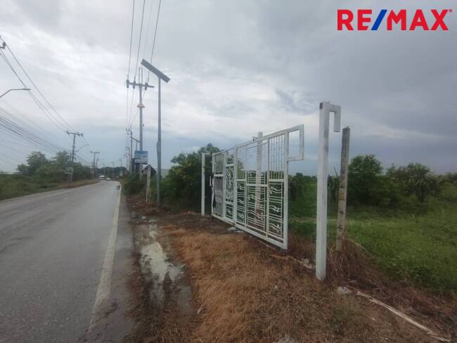 ที่ดินเปล่า สมุทรปราการ บางพลี บางพลีใหญ่ 300000000
