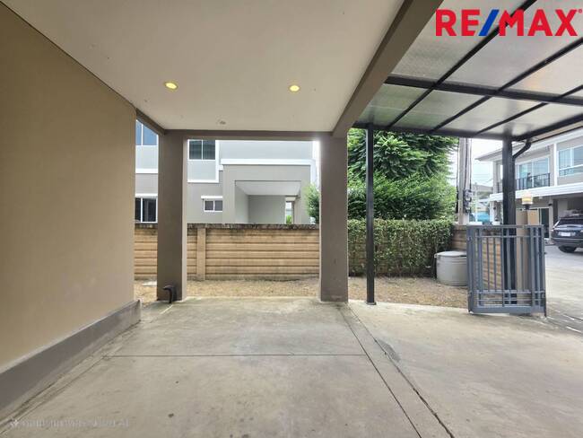 Single house Pathum Thani Thanyaburi Pracha Thipat 4390000