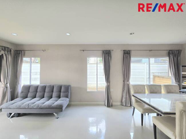 Single house Pathum Thani Thanyaburi Pracha Thipat 4390000
