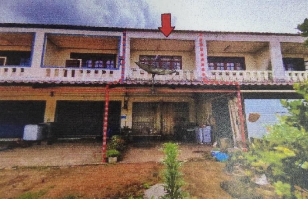 Commercial building Nakhon Si Thammarat Thung Yai Tha Yang 850000