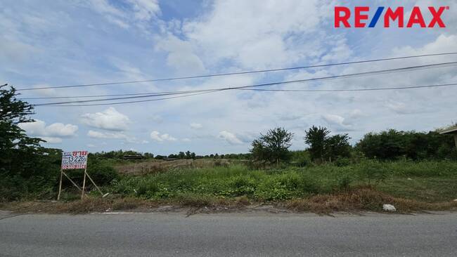 Residential land/lot Nakhon Pathom Nakhon Chai Si Khok Phra Chedi 9500000