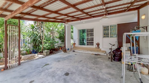 Single house Nonthaburi Bang Kruai Bang Si Thong 4390000