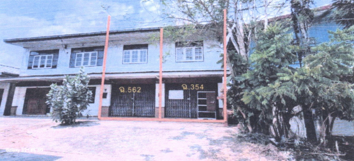 Townhouse Si Sa Ket Kantharalak Nam Om 629738
