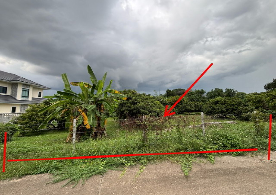 Residential land/lot Chiang Mai Mueang Chiang Mai Tha Sala 4320000