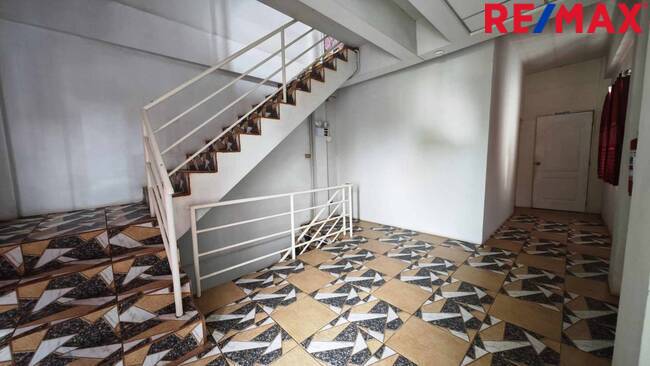Commercial building Nonthaburi Pak Kret Ban Mai 5500000