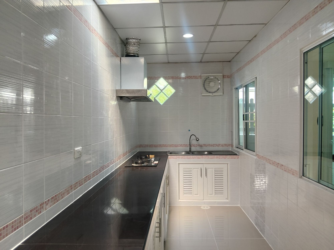 Townhouse Pathum Thani Mueang Pathum Thani Bang Kadi 2690000