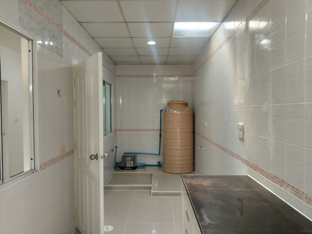 Townhouse Pathum Thani Mueang Pathum Thani Bang Kadi 2690000