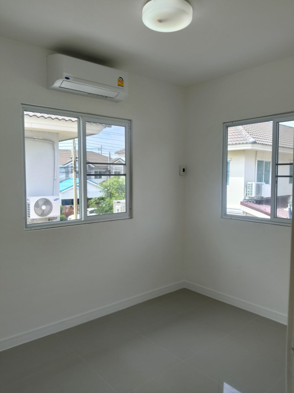 Townhouse Pathum Thani Mueang Pathum Thani Bang Kadi 2690000