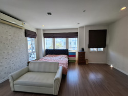 Single house Bangkok Bang Kapi Hua Mak 9100000