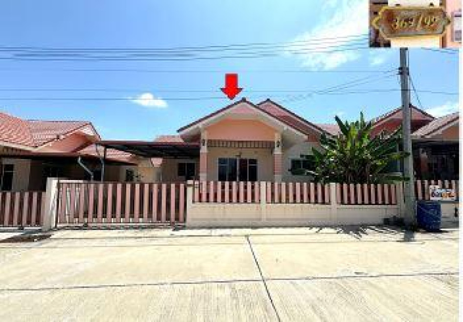 Twin house Loburi Phatthana Nikhom Chong Sarika 1570000