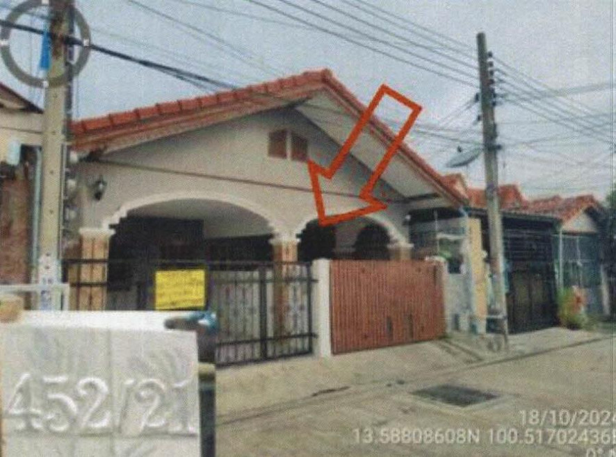 Townhouse Samut Prakan Phra Samut Chedi Nai Khlong Bang Pla Kot 1100000