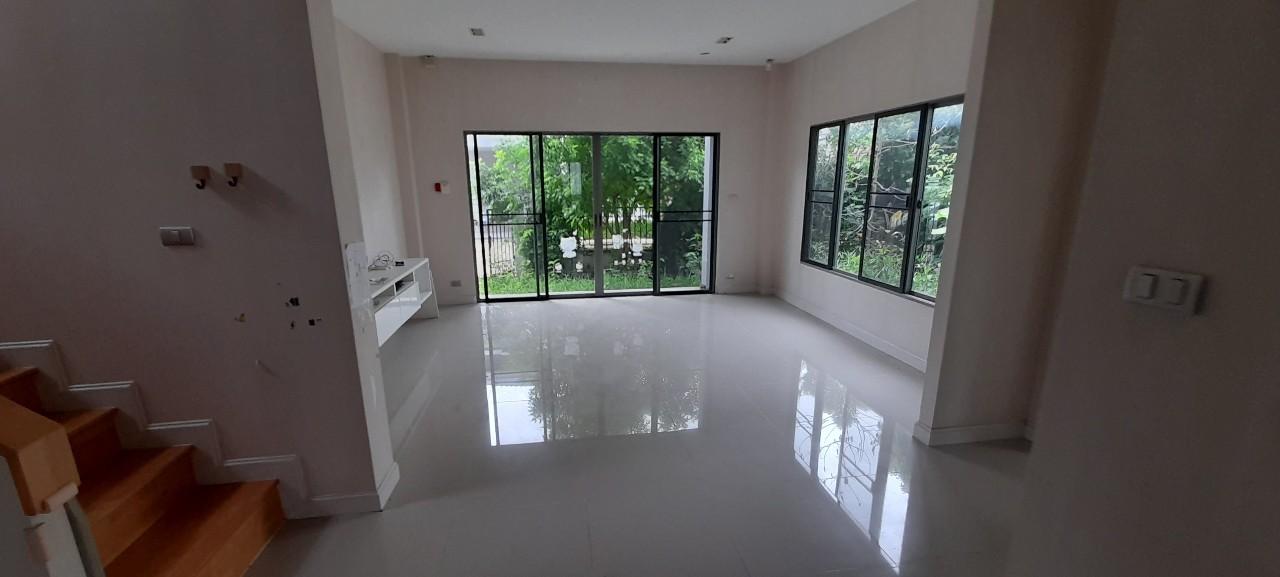Single house Samut Prakan Bang Phli Racha Thewa 8800000