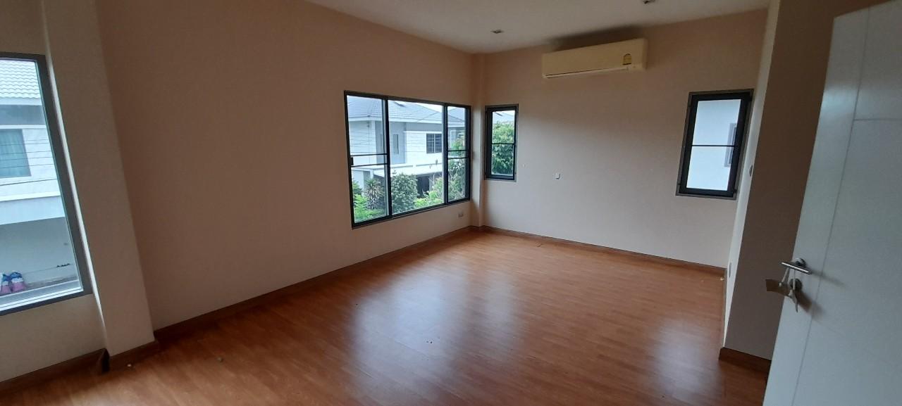 Single house Samut Prakan Bang Phli Racha Thewa 8800000