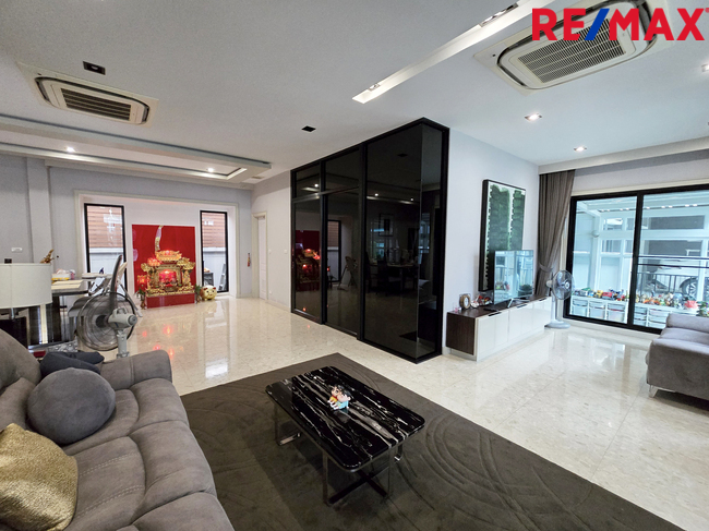 Single house Bangkok Bang Khae Bang Khae 16900000