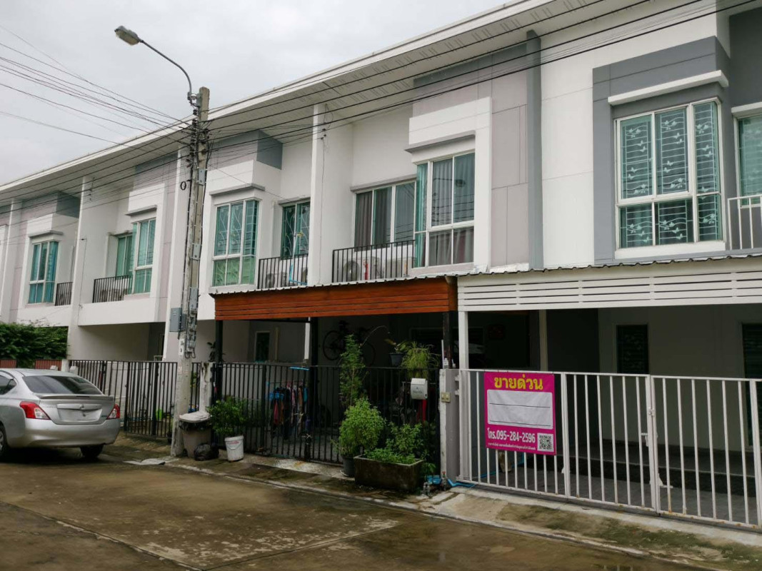 ทาวน์เฮ้าส์ เบล็ส วิลล์ รามอินทรา 117 กรุงเทพมหานคร คลองสามวา บางชัน 2640000