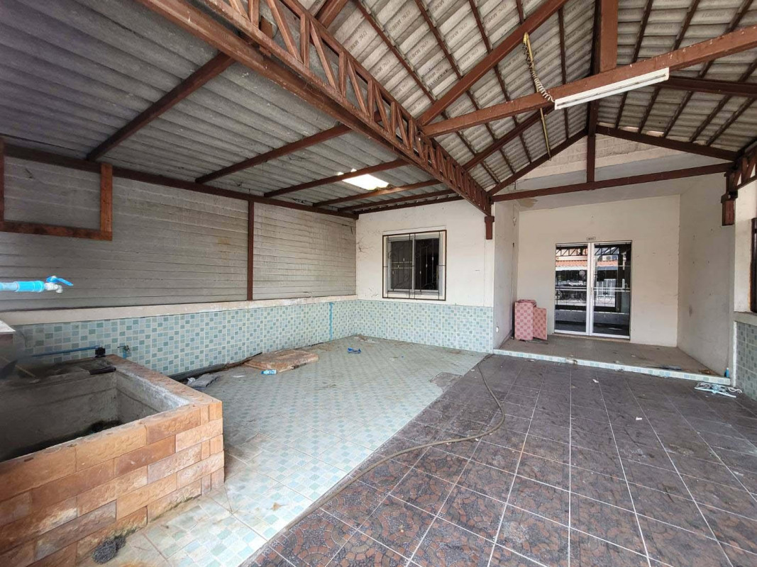 Townhouse Chon Buri Mueang Chon Buri Na Pa 1760000
