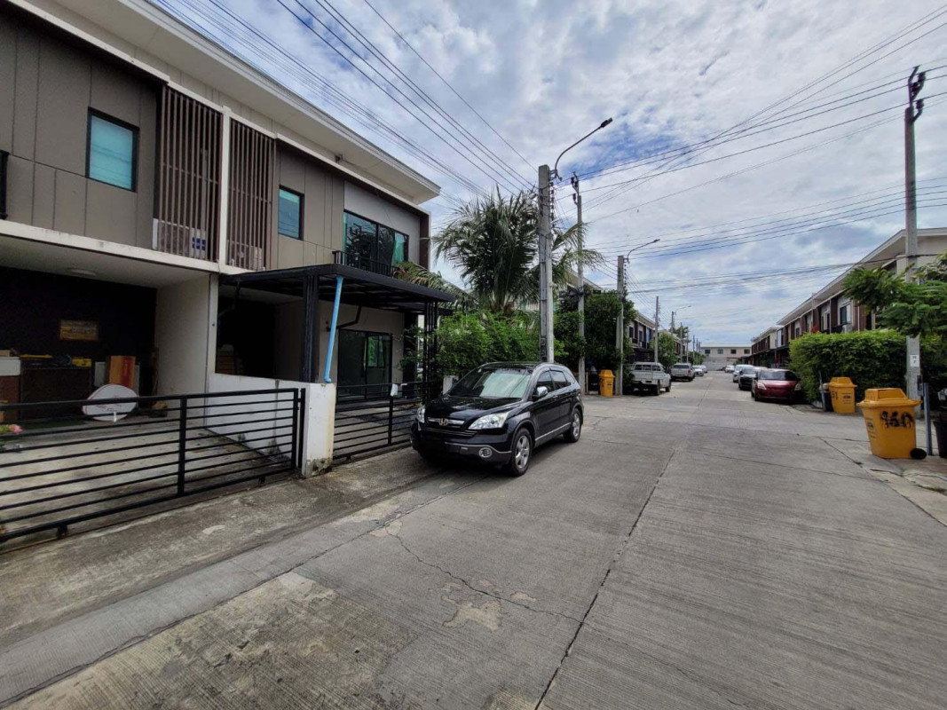 Townhouse Samut Prakan Bang Phli Racha Thewa 2915000