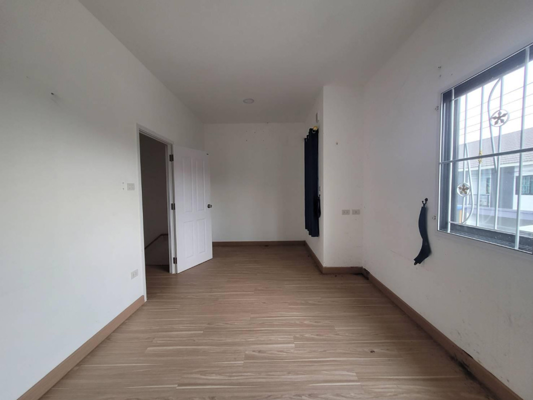 Townhouse Chachoengsao Bang Pakong Bang Samak 2860000