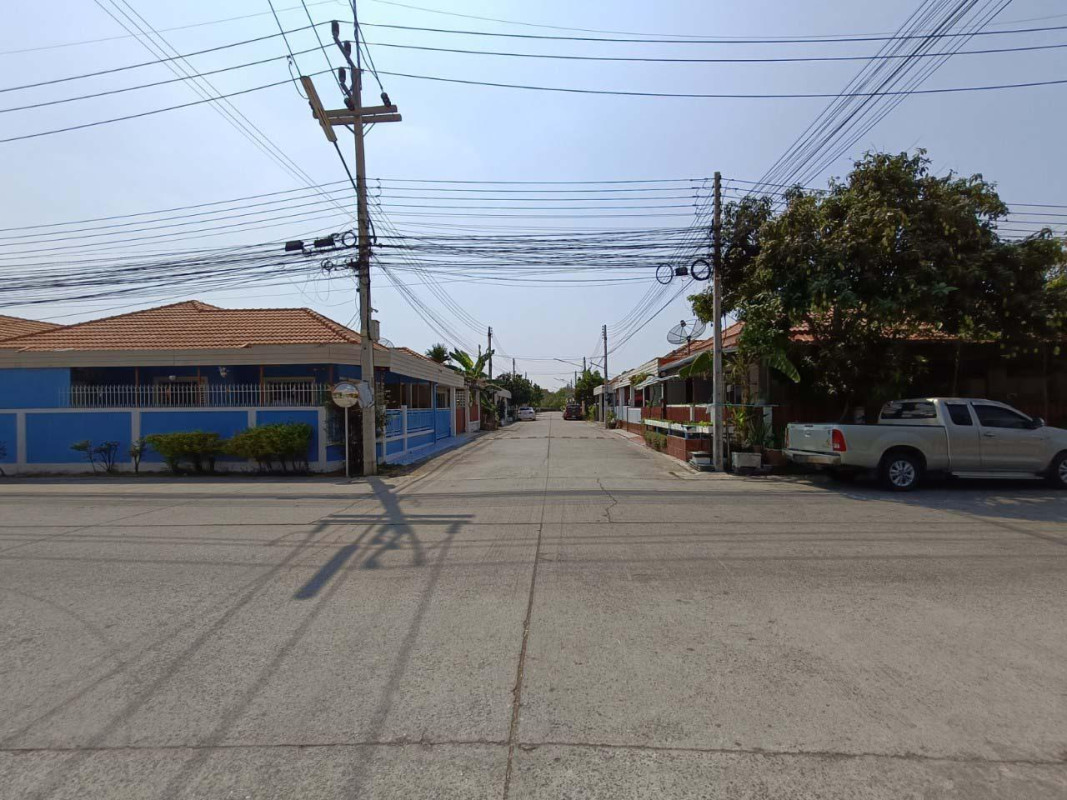Twin house Phra Nakhon Si Ayutthaya Bang Pa-in Ban Krot 2351000