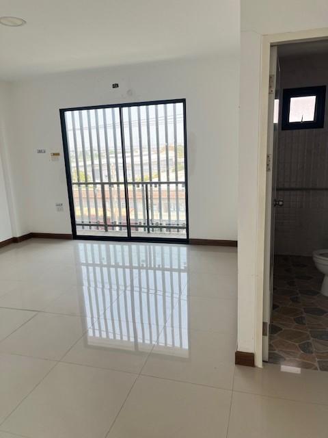 Commercial building Nonthaburi Sai Noi Sai Noi 17270000