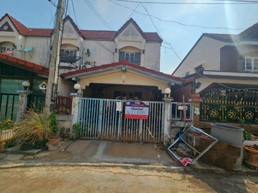 Townhouse Loburi Mueang Lop Buri Nikhom Sang Ton-Eng 1400000
