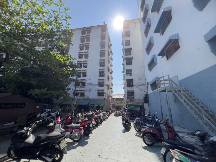 Condominium Samut Prakan Phra Pradaeng Samrong Tai 240000