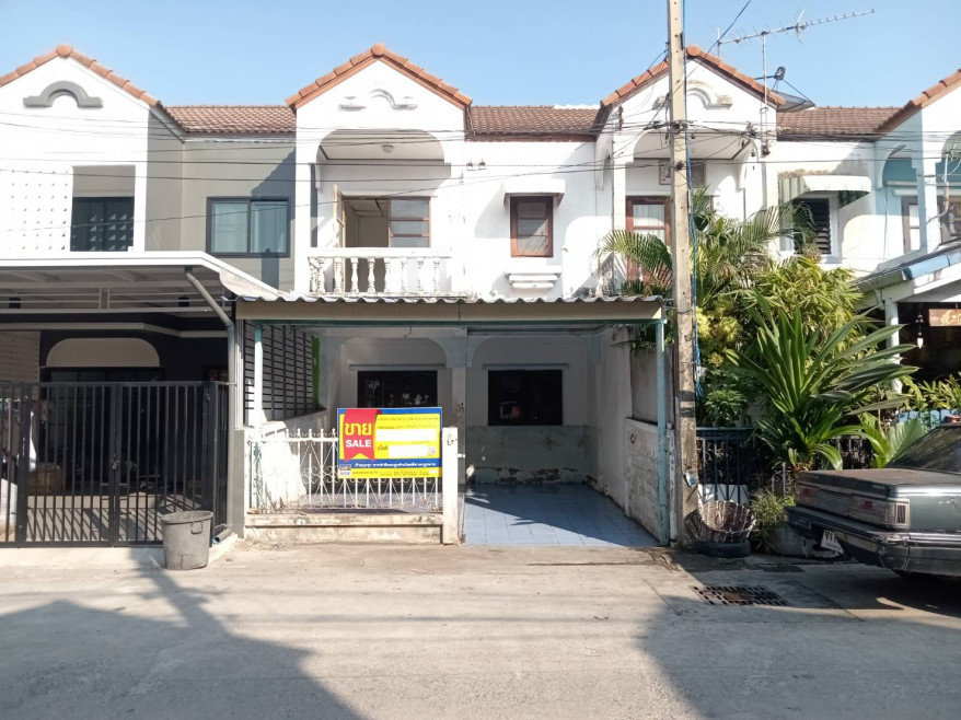 ทาวน์เฮ้าส์ ธารารินทร์ ปทุมธานี ธัญบุรี ประชาธิปัตย์ 800000