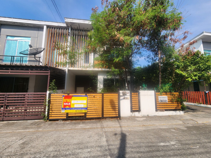 ทาวน์เฮ้าส์ พฤกษา 86/2 ลาดกระบัง - สุวรรณภูมิ (พนาลี 30) สมุทรปราการ บางเสาธง ศีรษะจรเข้น้อย 2310000