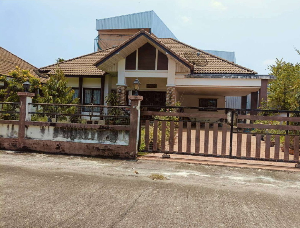 Single house Nakhon Si Thammarat Thung Song Chamai 3484560