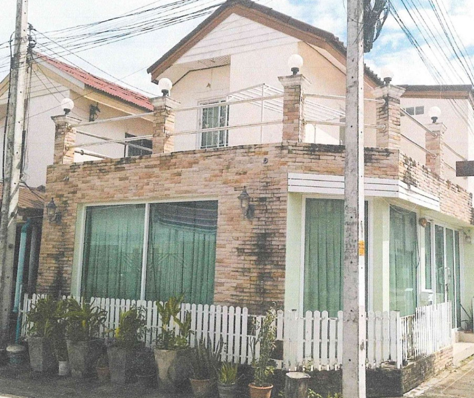 Townhouse Tak Mueang Tak Mai Ngam 540720