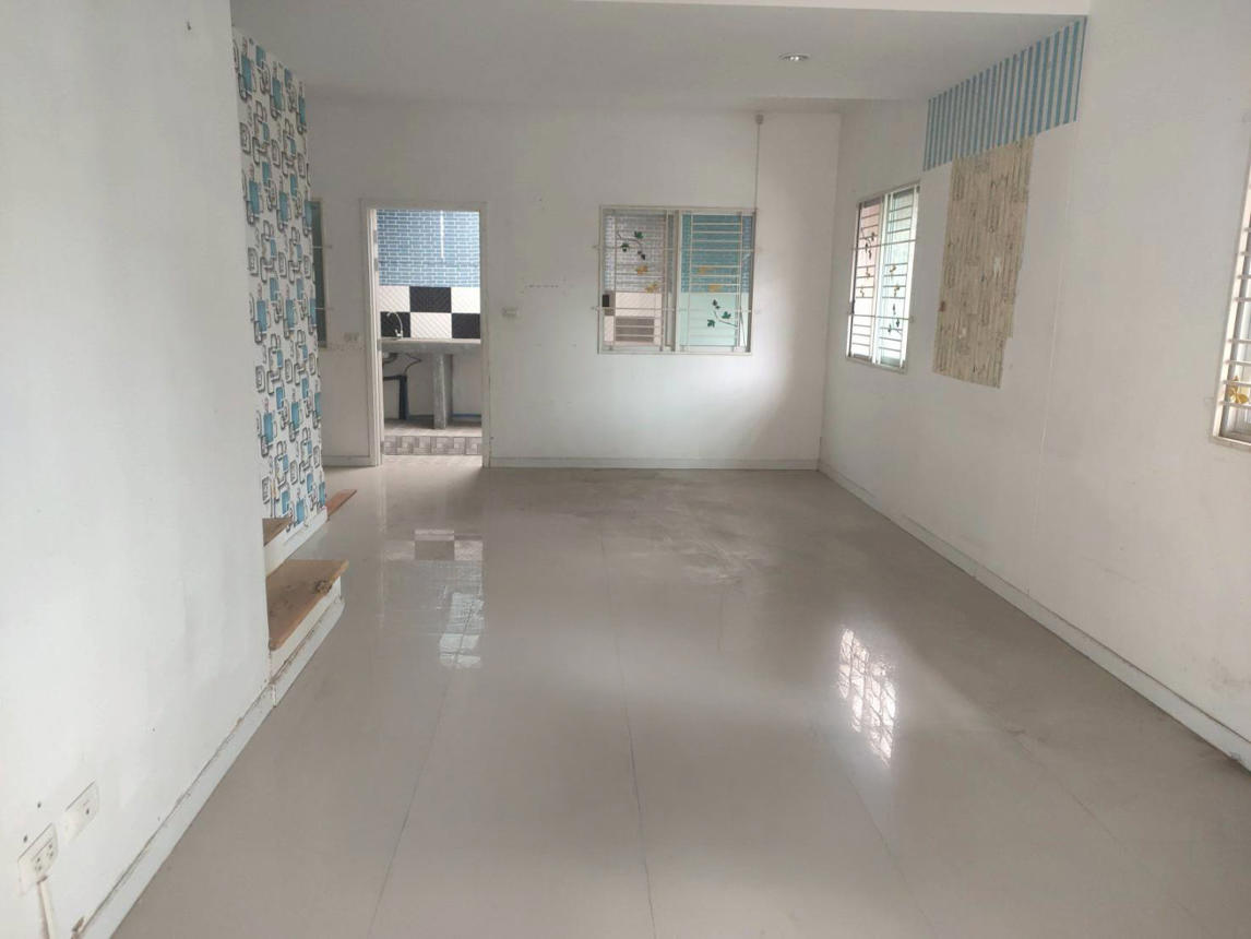 Townhouse Nonthaburi Sai Noi Sai Noi 1900000