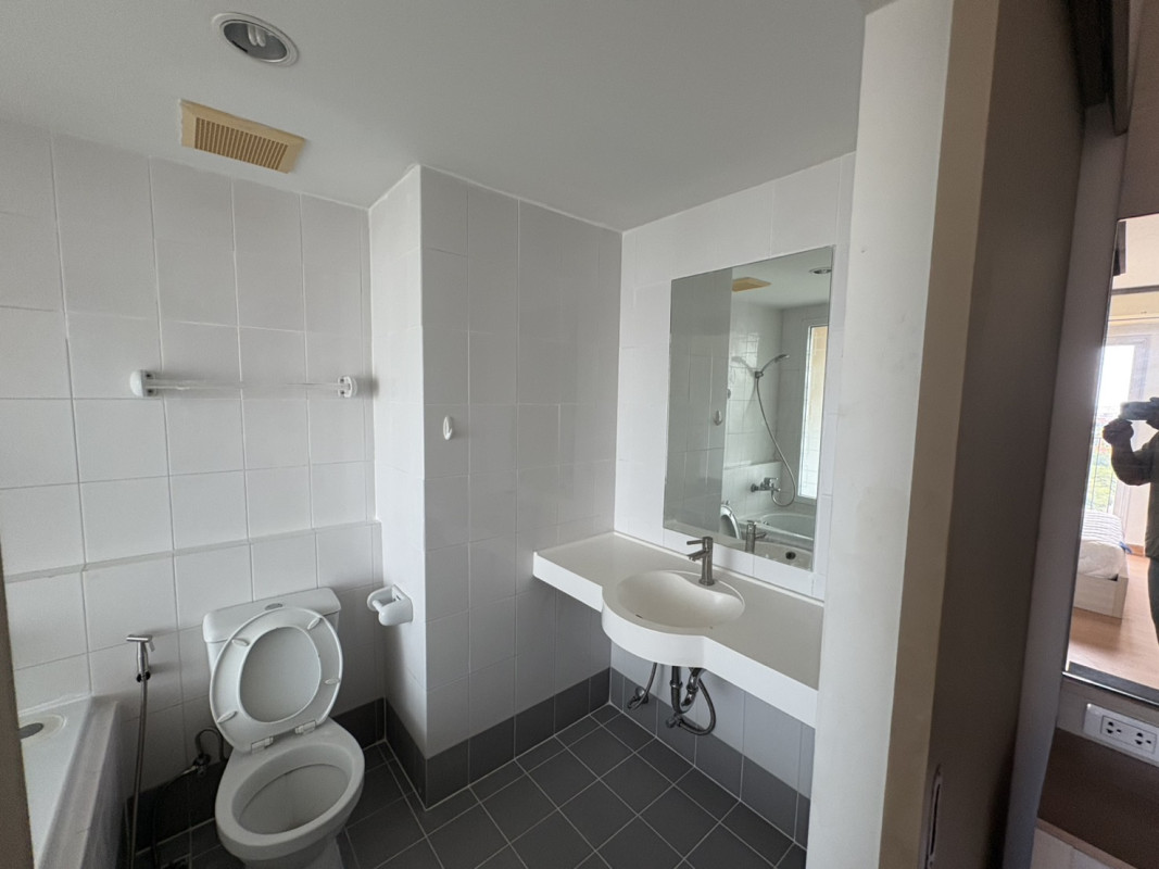 Condominium Chapter One Modern Dutch Bangkok Rat Burana Rat Burana 3400000