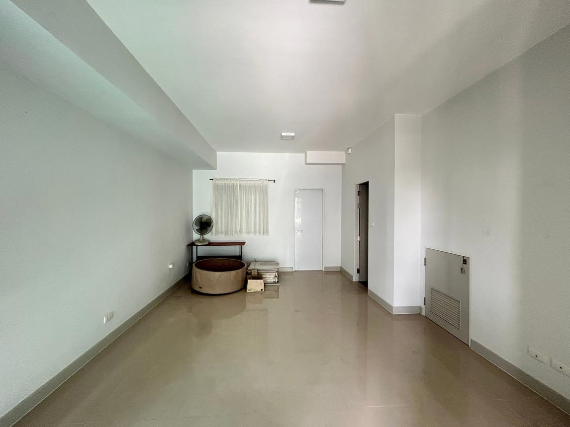 Townhouse Nonthaburi Bang Yai Bang Mae Nang 2360000