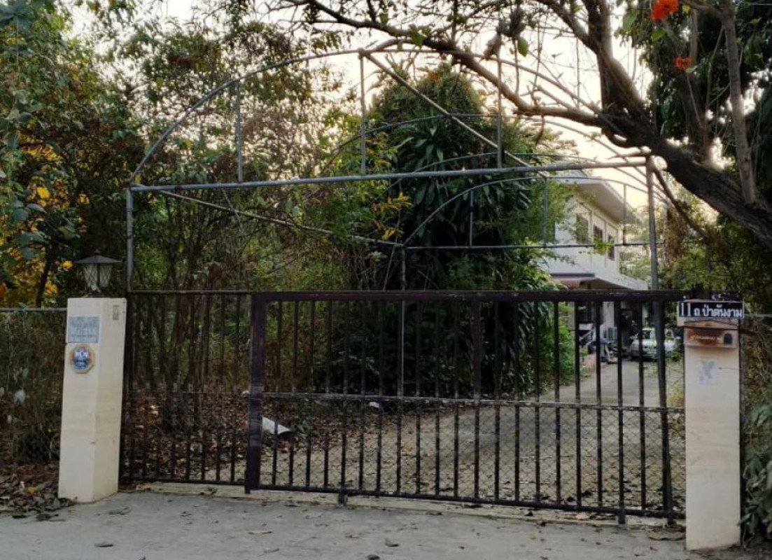 Single house Chiang Mai Mueang Chiang Mai Pa Tan 8852800