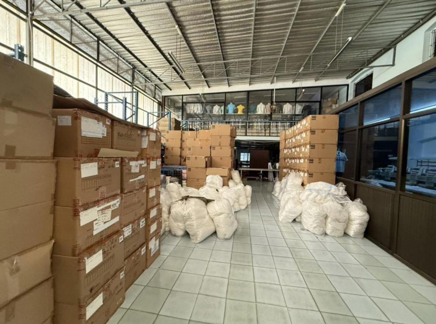 โรงงาน/โกดัง กรุงเทพมหานคร บางขุนเทียน ท่าข้าม 35000000
