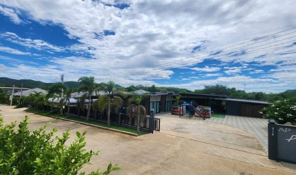 Misc. Phetchaburi Kaeng Krachan Kaeng Krachan 4900000